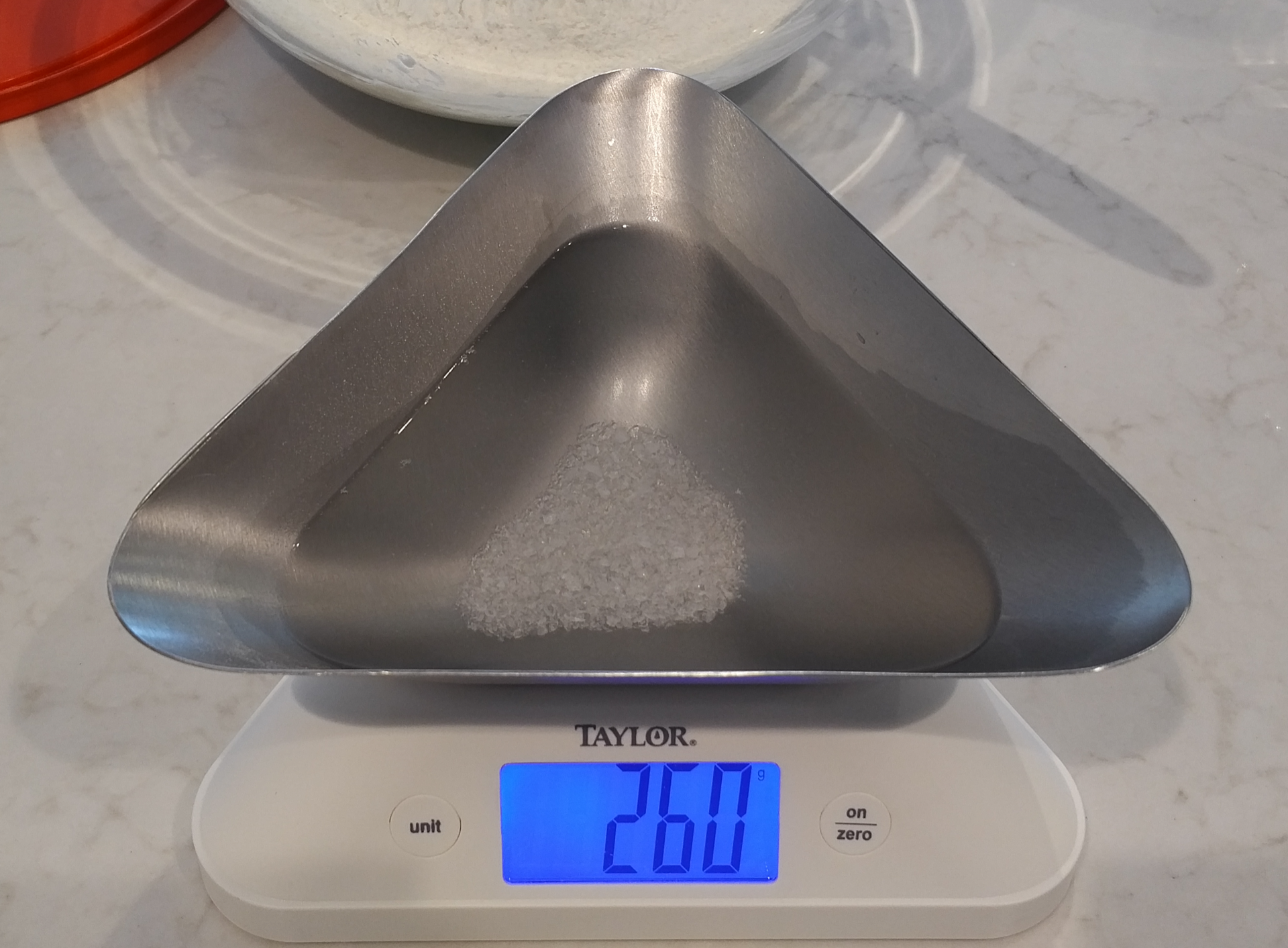 Water with 10g of salt
